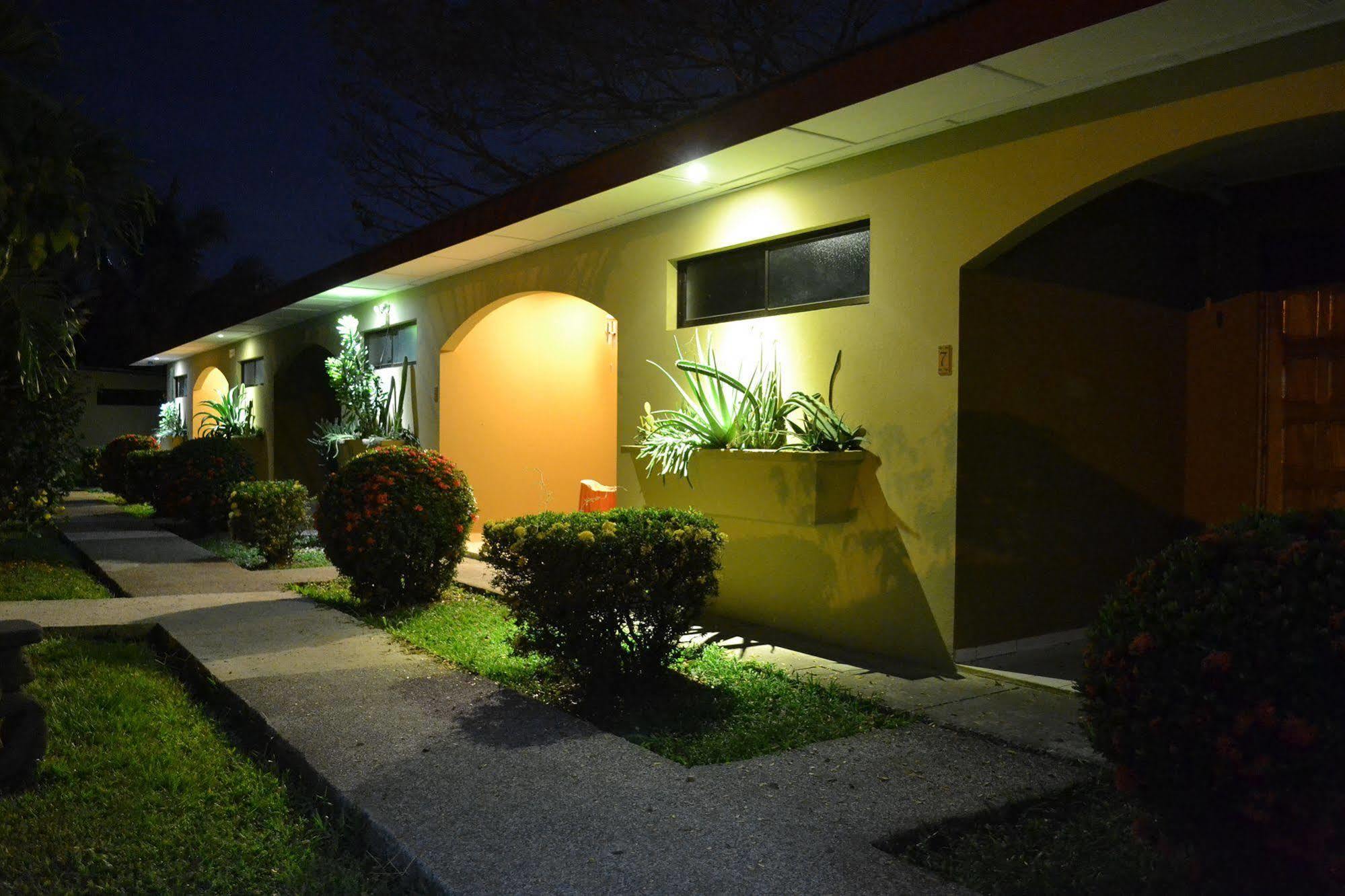 Villa Creole Хако Экстерьер фото
